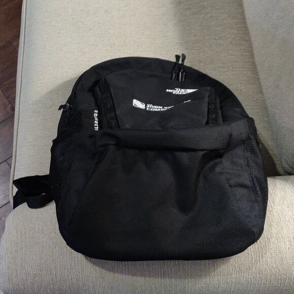 The North Face Connector Flexvent Black Laptop Backpack - Picture 4 of 11